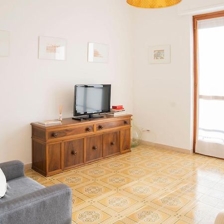 093 - Casa Panorama, Vista Mare E Vista Portofino, 500 Metri Centro Di Chiavari, Posto Auto Gratis Incluso Leilighet Eksteriør bilde