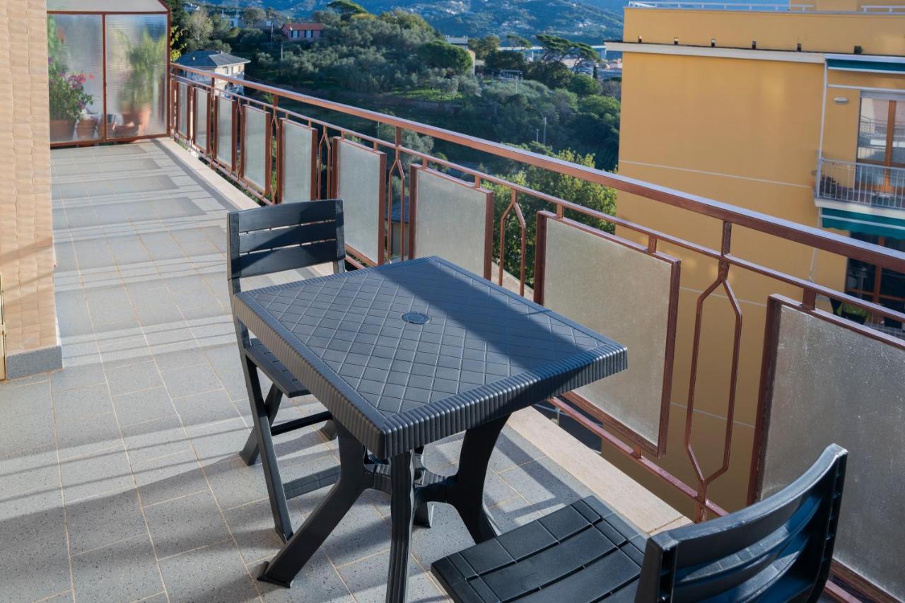 093 - Casa Panorama, Vista Mare E Vista Portofino, 500 Metri Centro Di Chiavari, Posto Auto Gratis Incluso Leilighet Eksteriør bilde