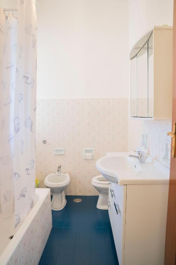 093 - Casa Panorama, Vista Mare E Vista Portofino, 500 Metri Centro Di Chiavari, Posto Auto Gratis Incluso Leilighet Eksteriør bilde