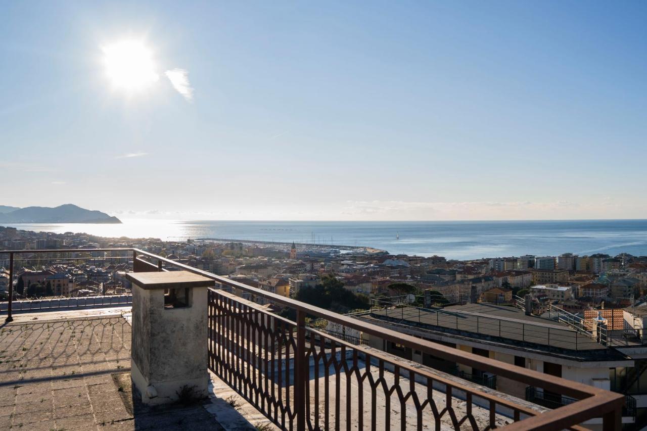 093 - Casa Panorama, Vista Mare E Vista Portofino, 500 Metri Centro Di Chiavari, Posto Auto Gratis Incluso Leilighet Eksteriør bilde